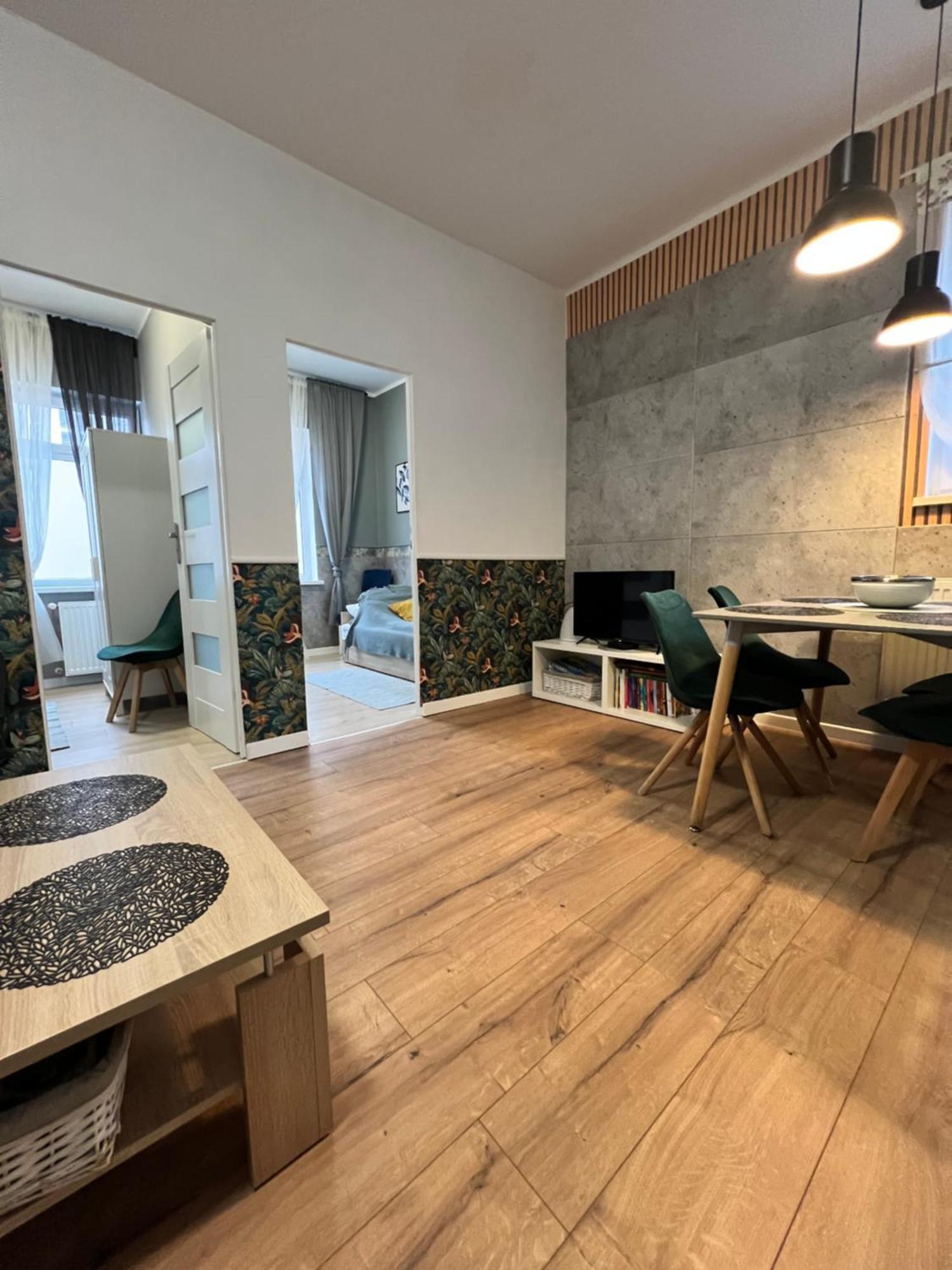 Apartamenty Cieplicka 20A Jelenia Gora Exterior photo